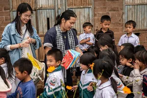 Pháp lý nhìn từ nghi vấn minh bạch thông tin dự án 'Nuôi Em'