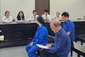 Vụ bị cáo từng bị tạm giam 13 năm: Tòa án yêu cầu làm rõ tài liệu do người kêu oan xuất trình 