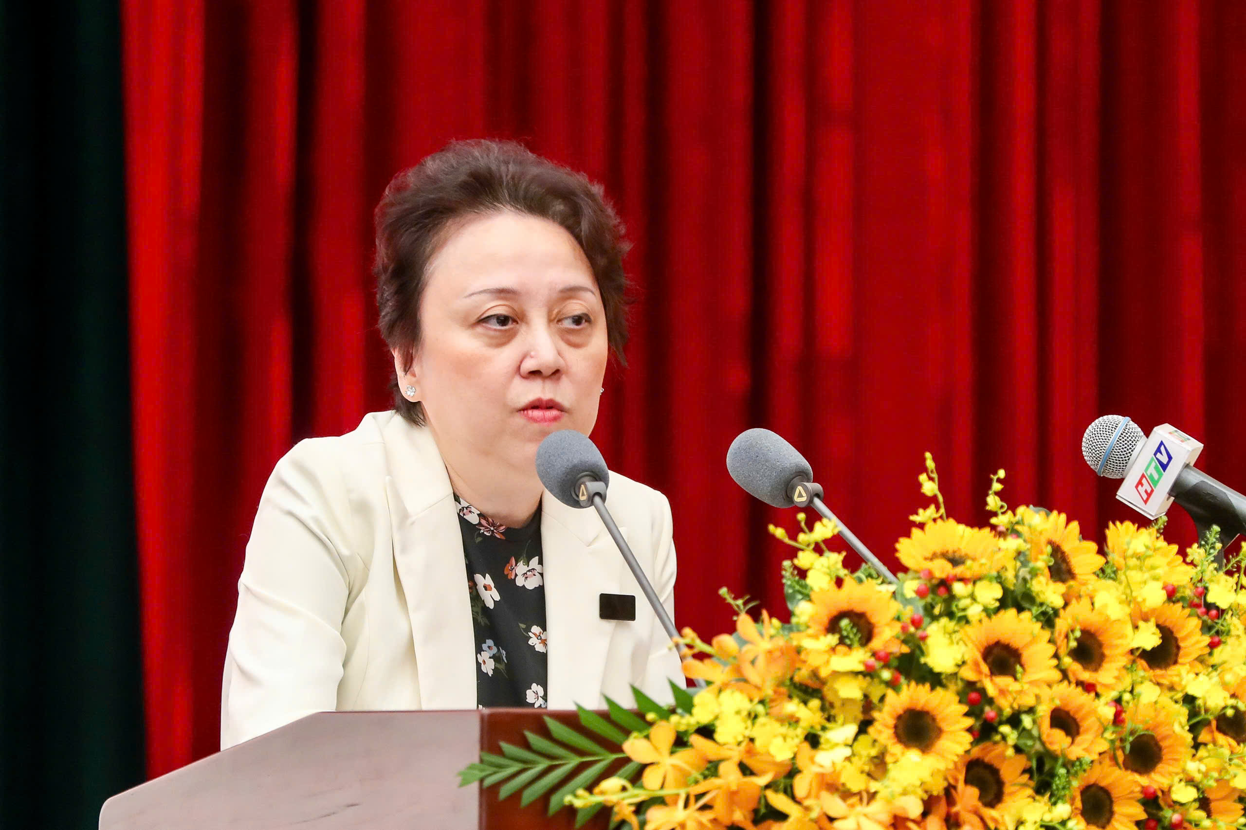 Đại biểu HĐND TPHCM chất vấn sự an toàn của thức ăn đường phố 5 img