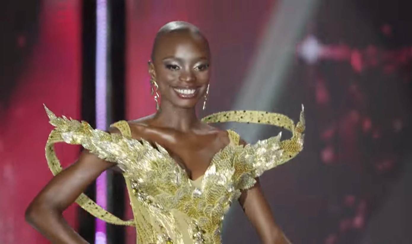 1765342638 791 Mai Ngo dung chieu khi dien ao tam o ban