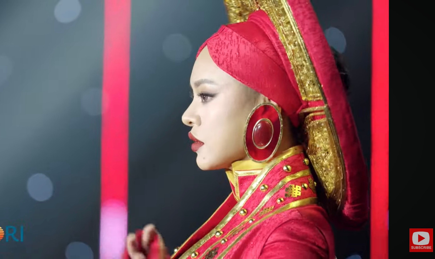 1765342642 126 Mai Ngo dung chieu khi dien ao tam o ban