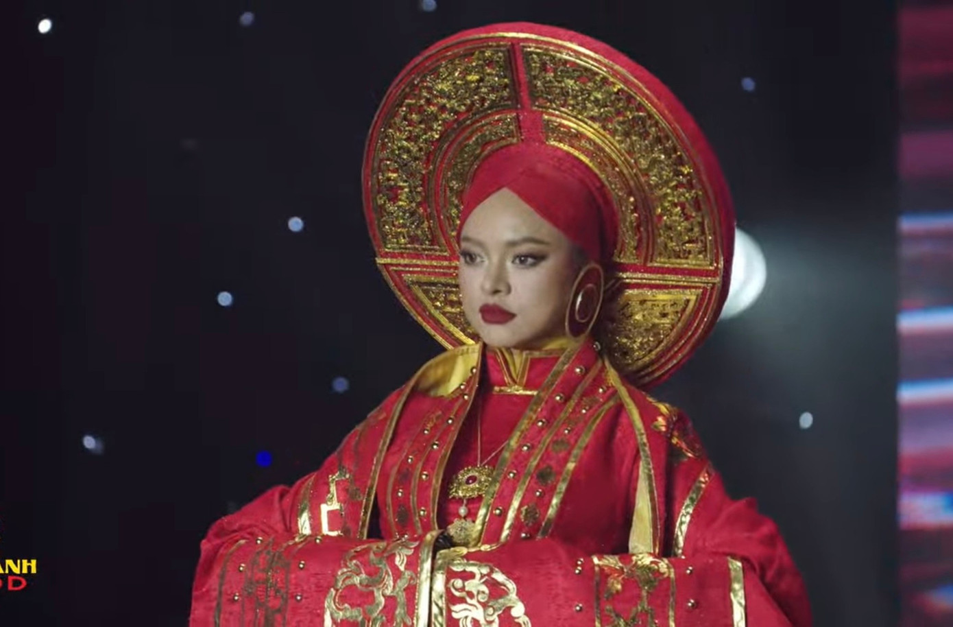 1765342644 399 Mai Ngo dung chieu khi dien ao tam o ban