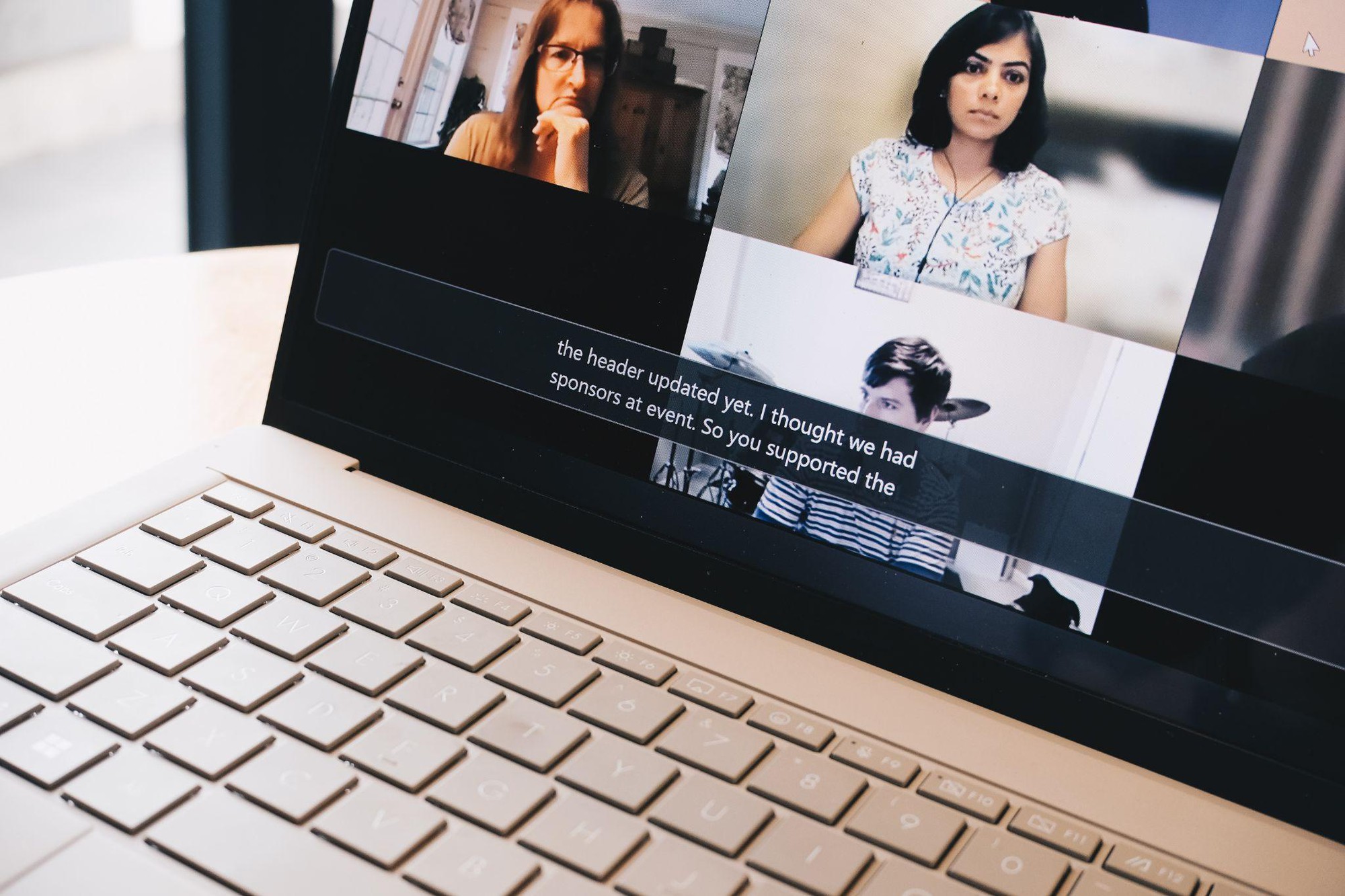 2026 nên mua laptop nào? Thời đại AI lên ngôi rồi, chọn máy cũng phải khác- Ảnh 3.