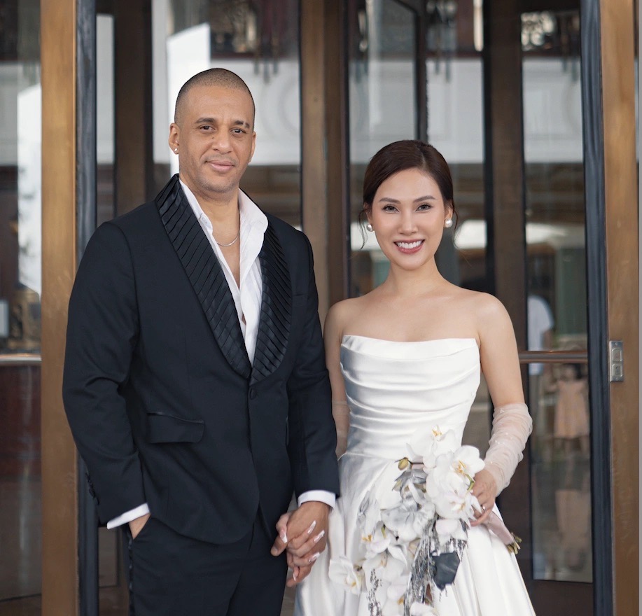 1765351157 672 Chang re Cuba ve ra mat khien me vo khong