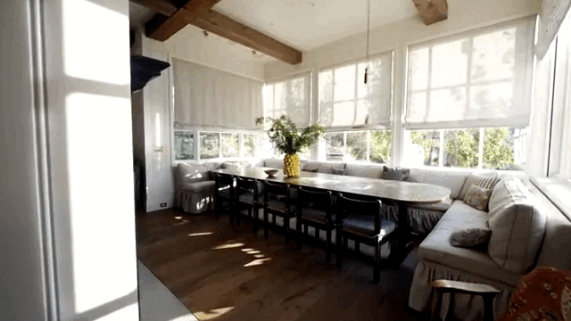 Gái đẹp nhất hành tinh lộ 