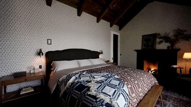 Gái đẹp nhất hành tinh lộ 