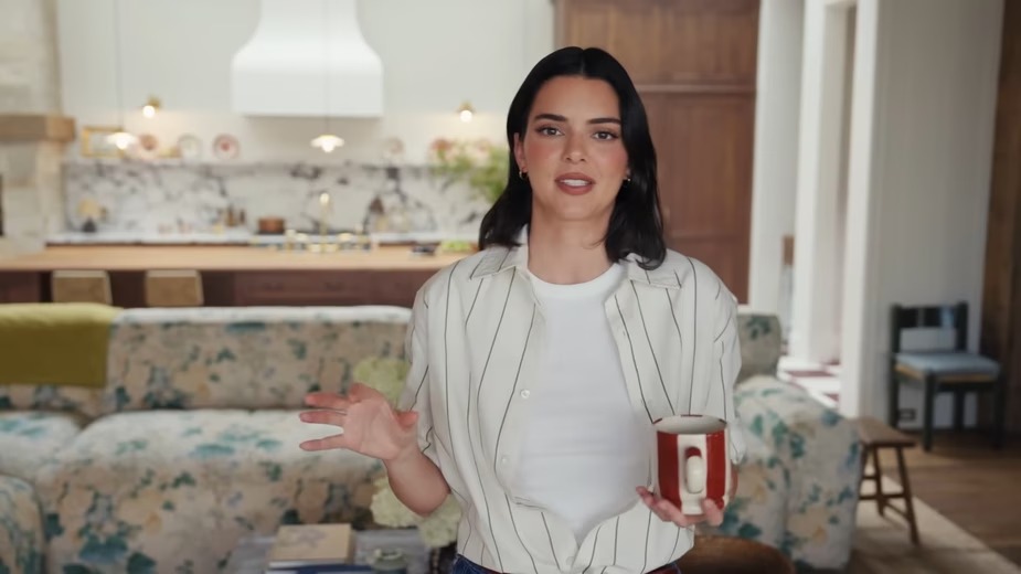 Gái đẹp nhất hành tinh lộ 