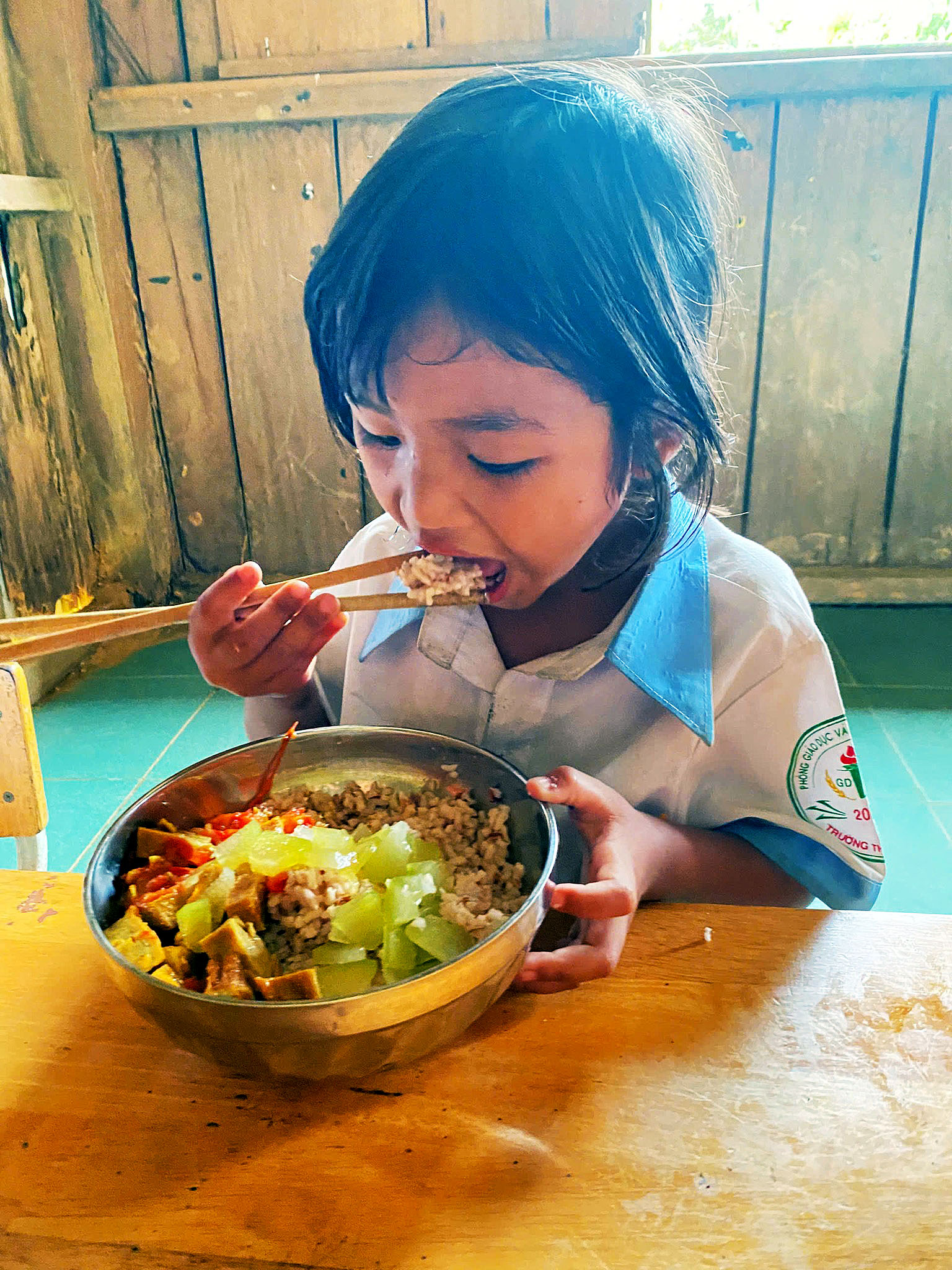 Nuôi em Quảng Nam lên tiếng: Trùng tên nhưng độc lập mọi thứ, chi phí vận hành bằng 0 - Ảnh 2.