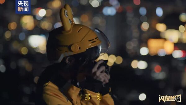 Video về shipper gây tranh cãi: “Họ vẫn chưa đủ khổ sao?”- Ảnh 3.