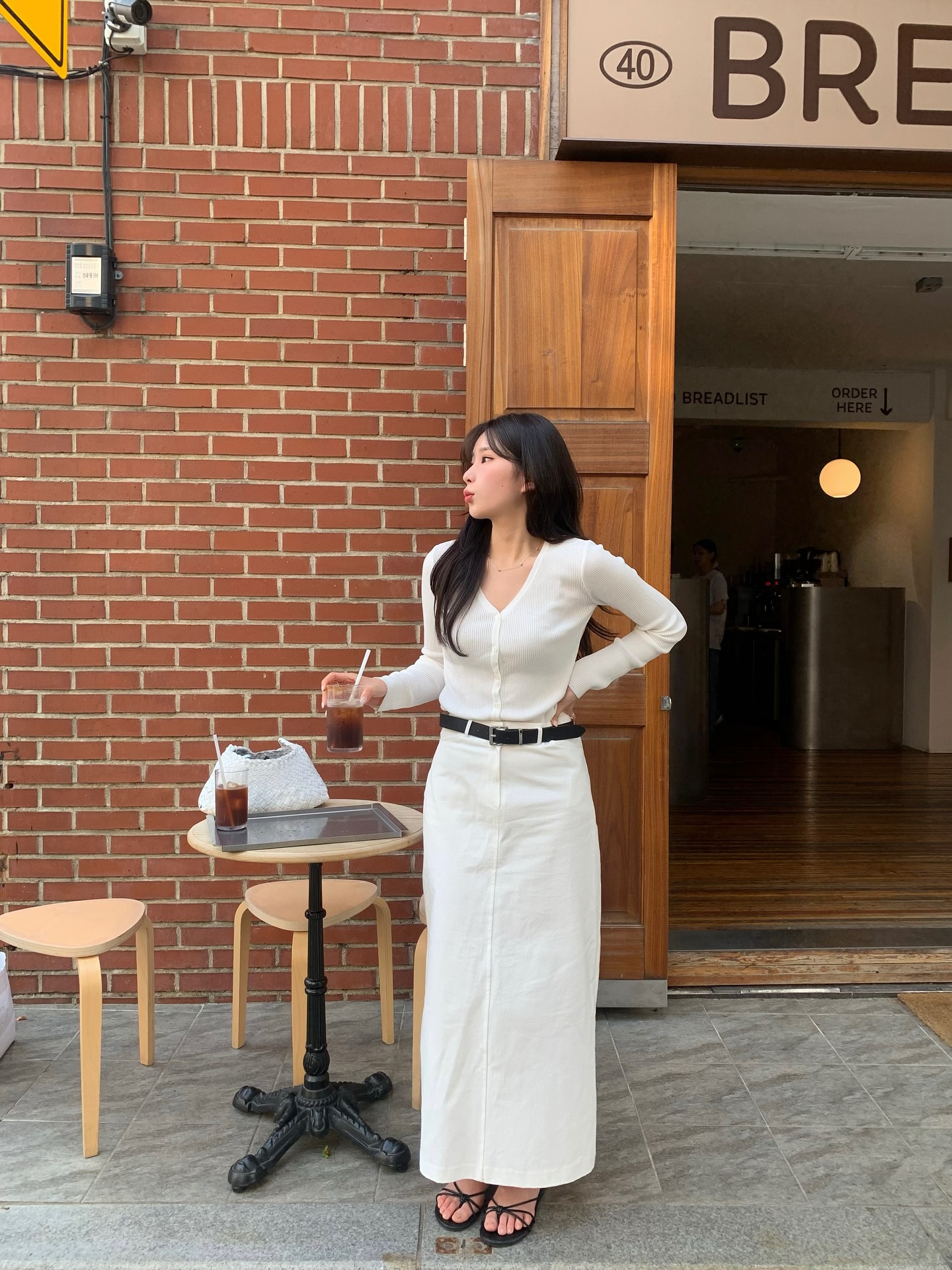 Không thích đi giày cao gót, nàng cao khiêm tốn nhất định phải có 5 mẫu giày bệt tôn dáng 2 1765358400 937 Khong thich di giay cao got nang cao khiem ton