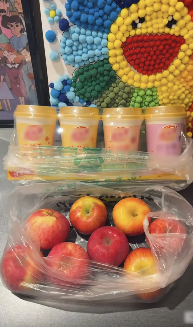 Đang giao hàng thì bị mất xe, shipper đi bộ 6km trong đêm đến tận nhà vị khách để làm 1 việc- Ảnh 3.