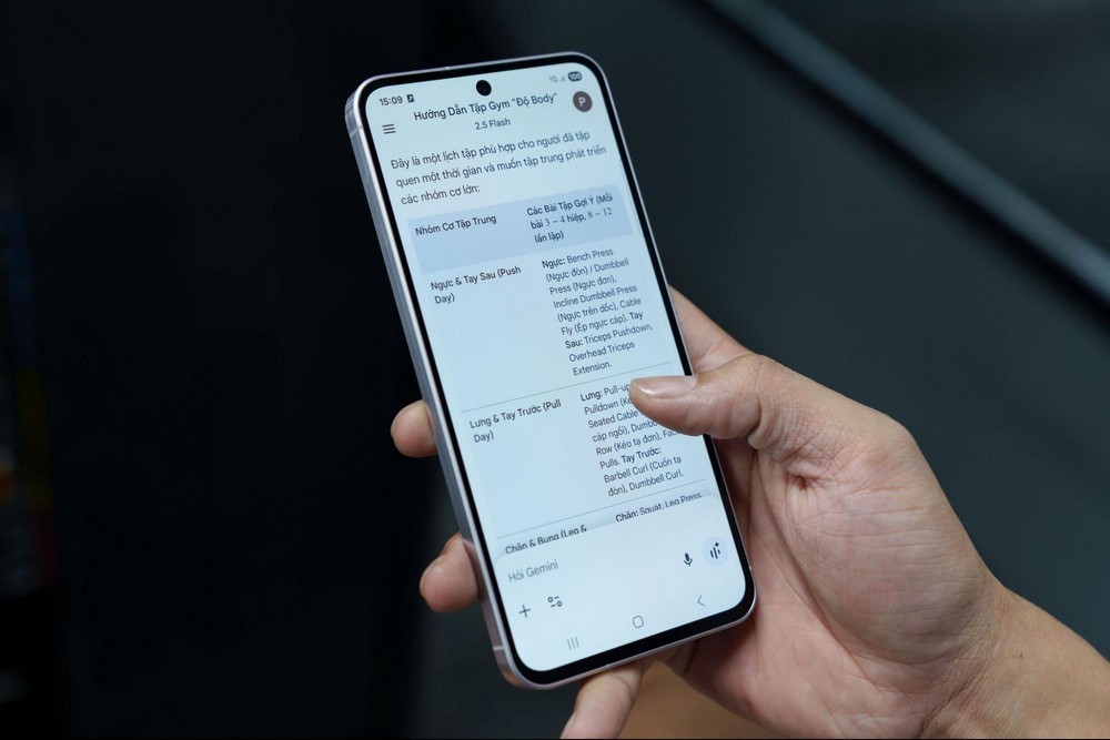 Giữ dáng mùa lễ hội: Gemini Live theo kèm từng động tác- Ảnh 3. Giữ dáng mùa lễ hội: Gemini Live theo kèm từng động tác- Ảnh 3.