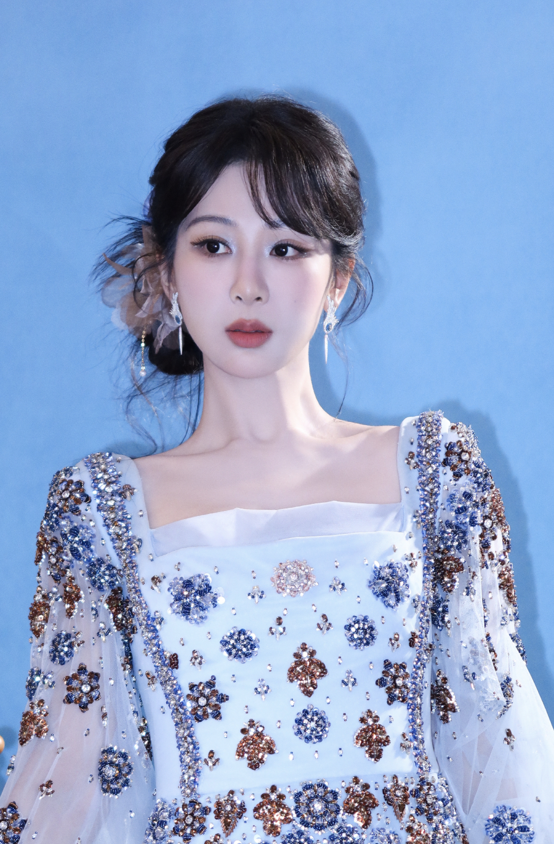 10 mỹ nhân hot nhất Trung Quốc 2025: Triệu Lệ Dĩnh bét bảng, hạng 1 càng bị vùi dập càng đẹp điên đảo- Ảnh 5. 10 mỹ nhân hot nhất Trung Quốc 2025: Triệu Lệ Dĩnh bét bảng, hạng 1 càng bị vùi dập càng đẹp điên đảo- Ảnh 5.