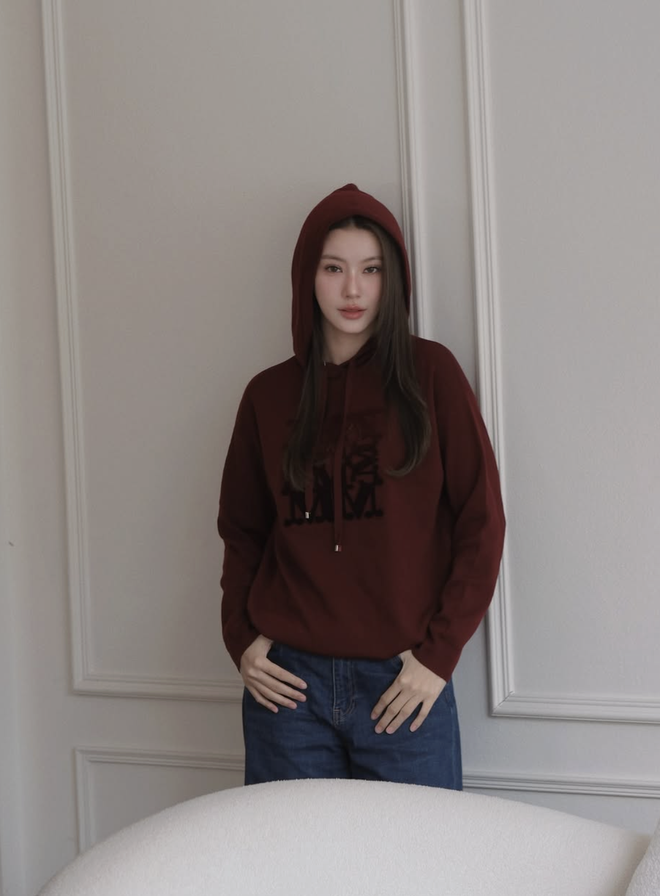Thỏai mái xuống phố với áo khoác hoodie mùa đông thời trang 24 / 7 - Ảnh 5. Thỏai mái xuống phố với áo khoác hoodie mùa đông thời trang 24 / 7 - Ảnh 5.