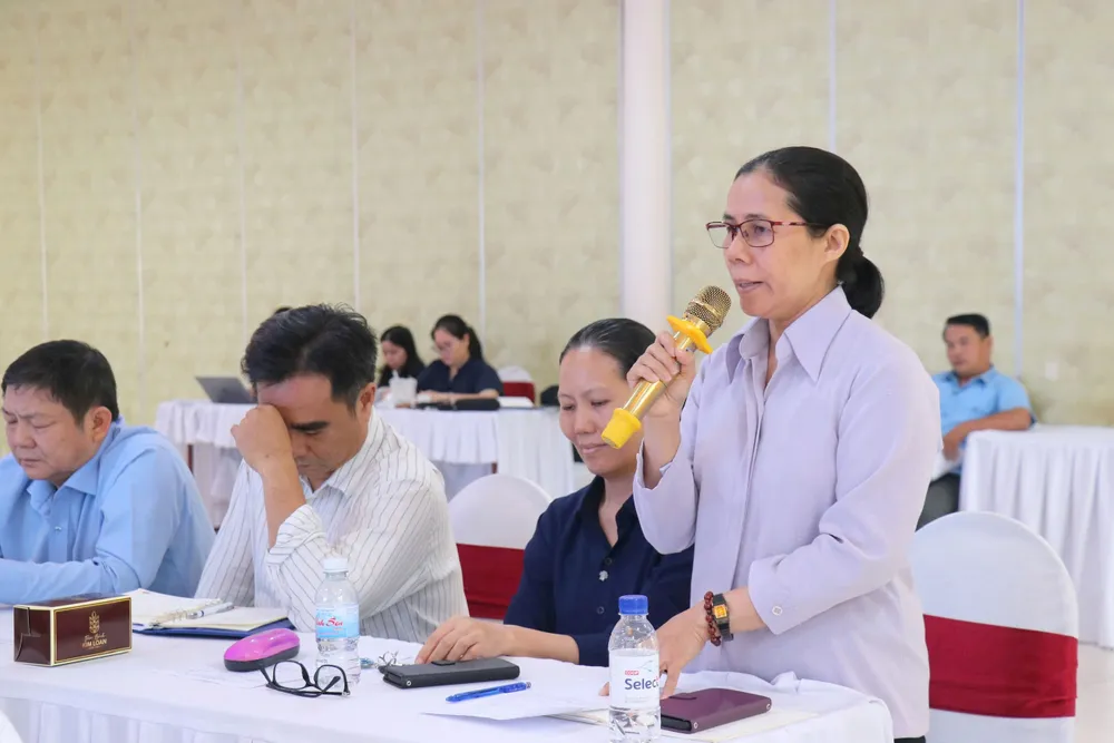 Soeur Hoàng Thị Bích Trâm, đại diện lớp phổ cập Nam Hòa. Ảnh: HN giấy tờ tùy thân (5).jpg