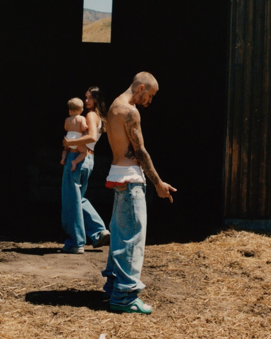 Ca sĩ có cát-xê đám cưới cao nhất thế giới: Hát 10 bài nhận 260 tỷ, được nhà tỷ phú tiếp đón như lãnh đạo cấp cao- Ảnh 4.