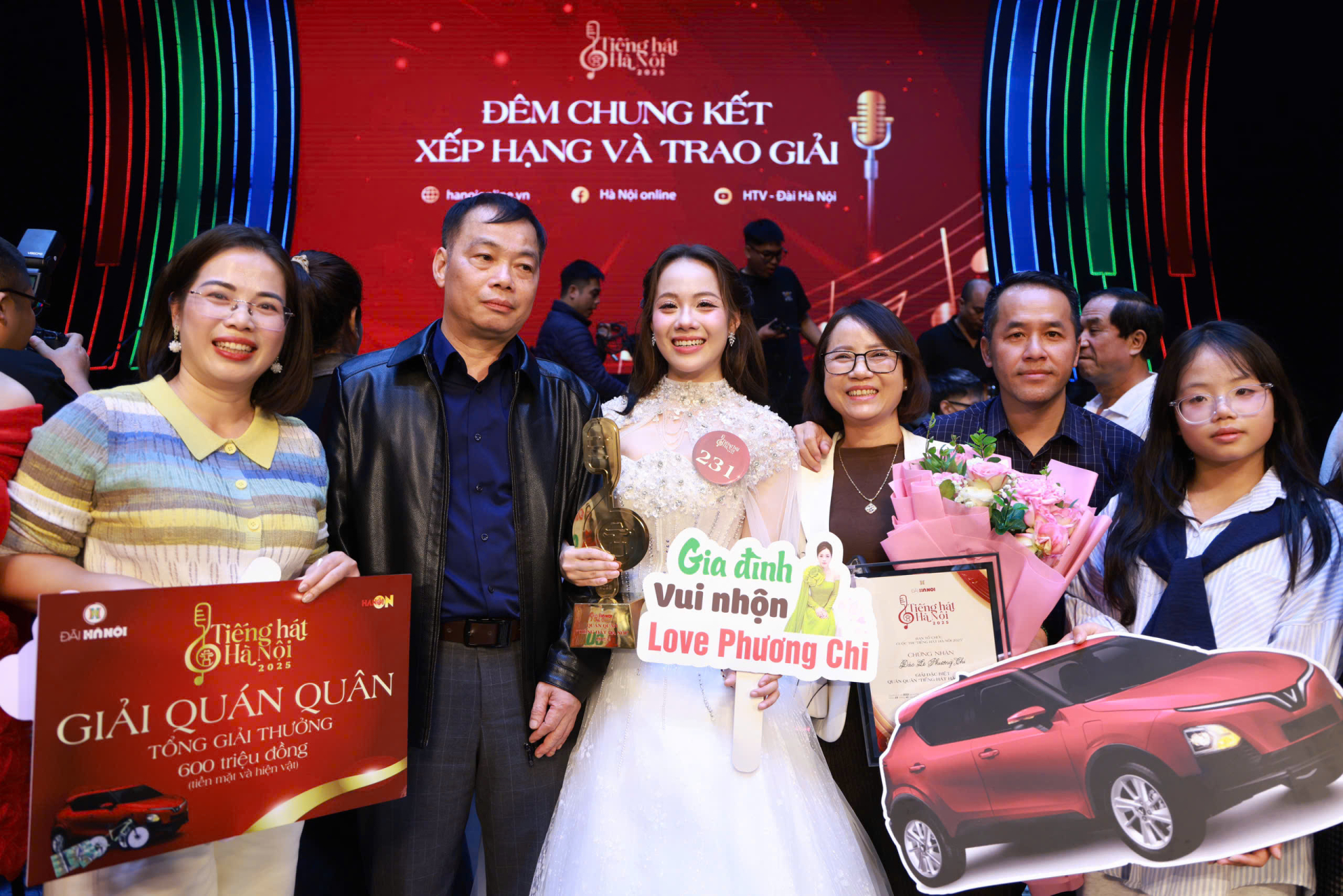 1765378333 365 Hau truong dem chung ket Tieng hat Ha Noi 2025