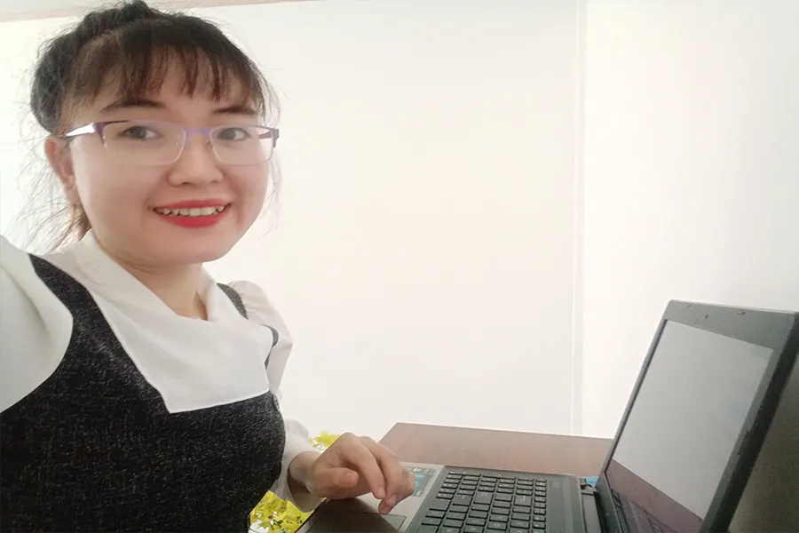 Tác giả ở nơi làm việc. Ảnh: NVCC Tác giả ở nơi làm việc. Ảnh: NVCC