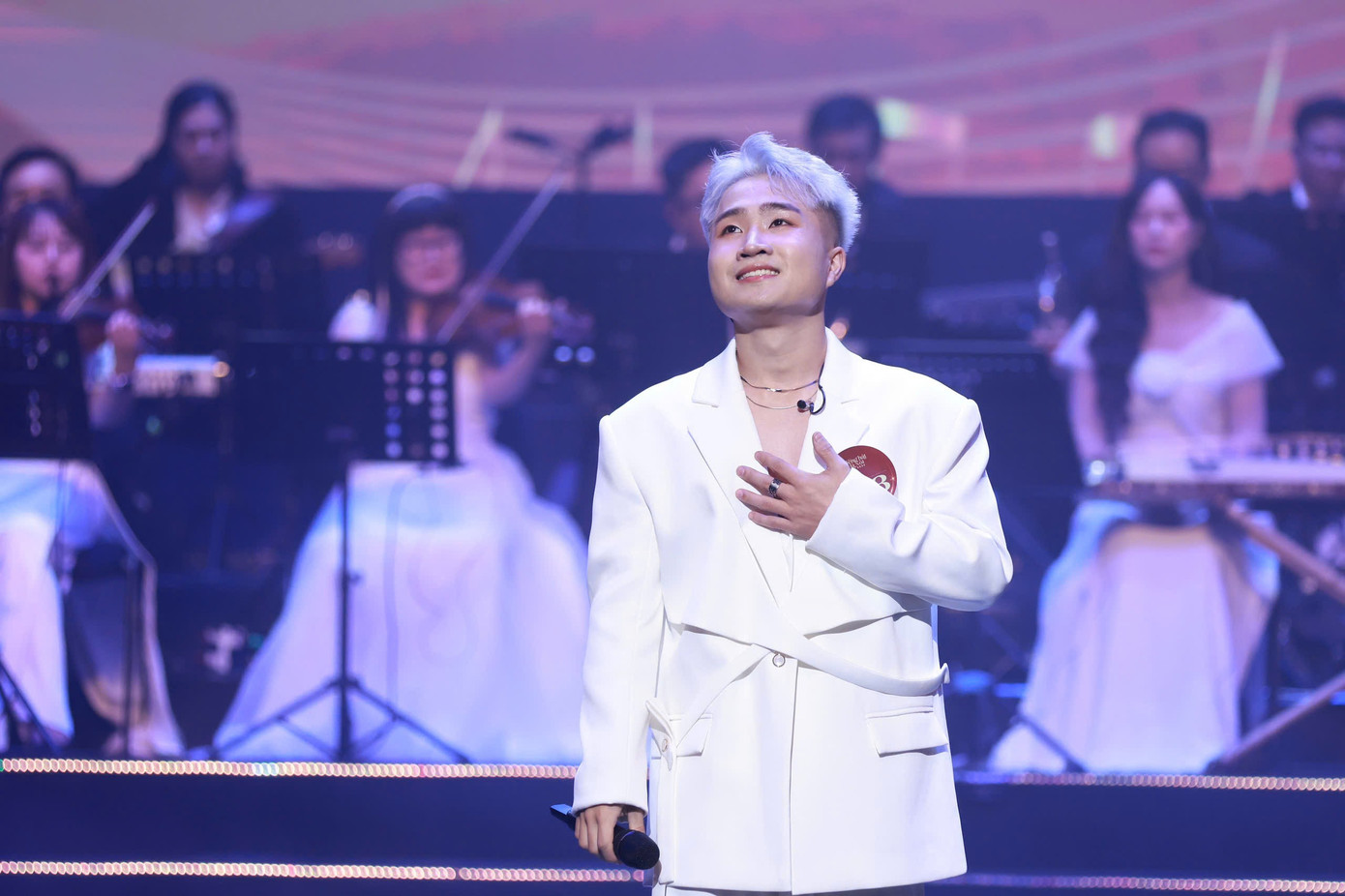 Lợi thế của con trai Trọng Tấn- Ảnh 5.