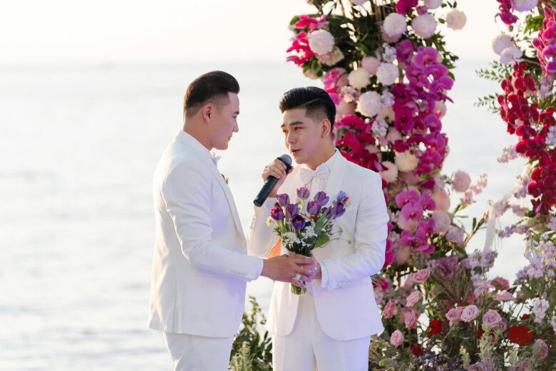 Thanh Đoàn và Hà Trí Quang làm sinh nhật hoành tráng cho 2 con chung, khoe ông nội tự tay trang trí tiệc cho cháu 11 Cặp đôi tổ chức đám cưới hoành tráng vào cuối năm 2024.