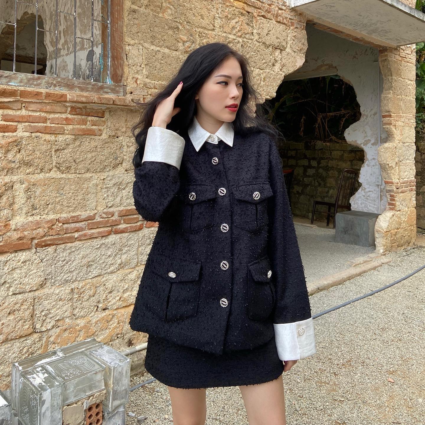 10 set đồ tối giản của nàng dâu hào môn Linh Rin: Không phô trương mà vẫn đẳng cấp chính là đây 9 10 set đồ tối giản của nàng dâu hào môn Linh Rin: Không phô trương mà vẫn đẳng cấp chính là đây - Ảnh 9.