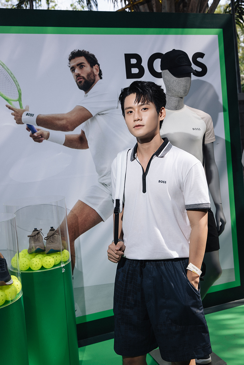 1765393482 823 Bo ba nam than Mua Do gay sot khi so