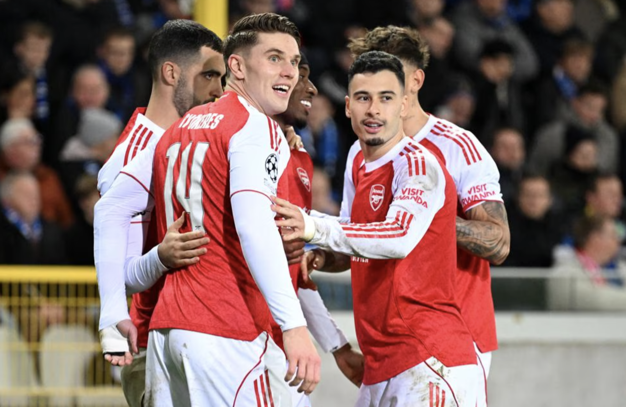 "Siêu dự bị" Madueke rực sáng, Arsenal nối dài mạch toàn thắng 5 1765411825 921 Sieu du bi Madueke ruc sang Arsenal noi dai mach