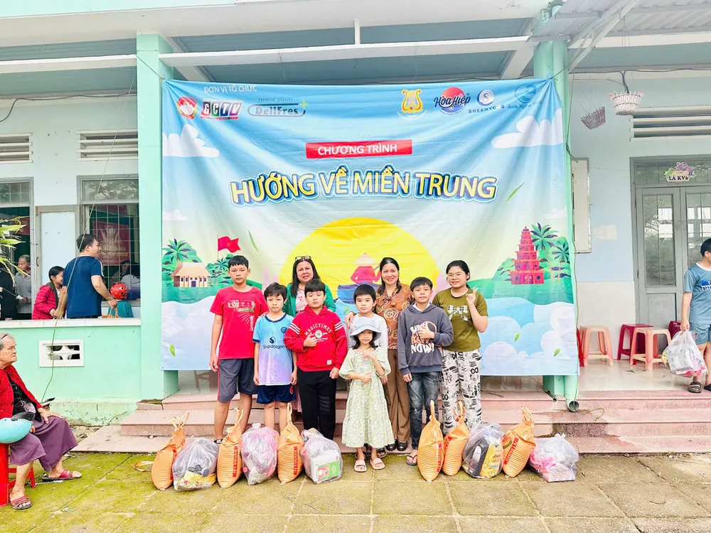 đồng bào Miền Trung (5).jpg