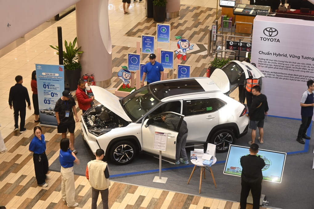 Toyota Yaris Cross 2025: SUV đô thị hàng đầu doanh số phân khúc B-SUV - 3