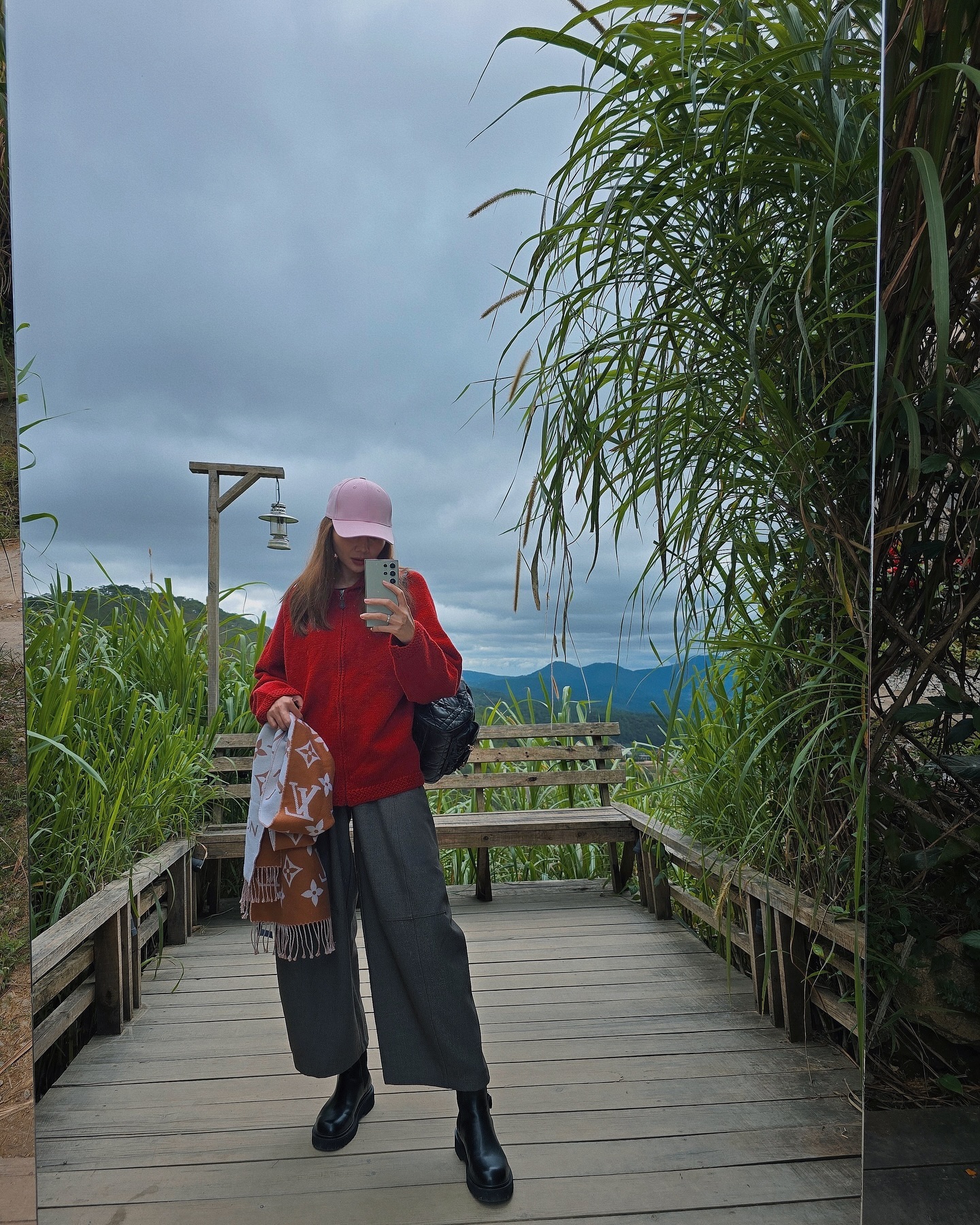 Phạm Thanh Hằng và 4 mẫu giày hack tuổi cho phụ nữ ngòai 40 - Ảnh 2. Phạm Thanh Hằng và 4 mẫu giày hack tuổi cho phụ nữ ngòai 40 - Ảnh 2.