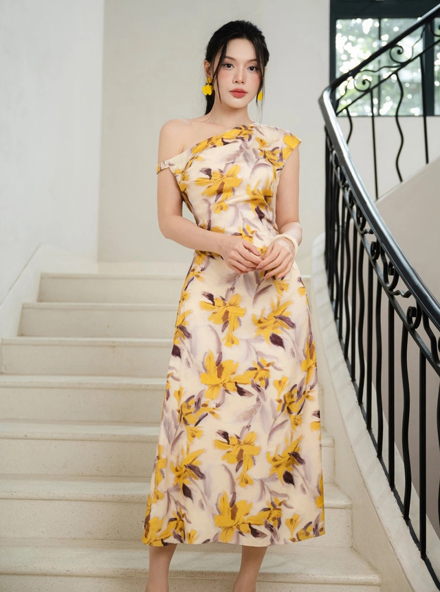 Váy hoa, váy in họa tiết tươi trẻ khoe nét duyên dáng tự nhiên 2 Váy hoa, váy in họa tiết tươi trẻ khoe nét duyên dáng tự nhiên - Ảnh 2.