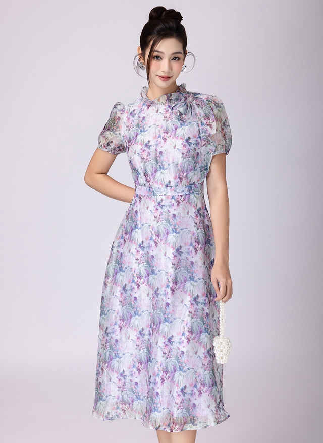 Váy hoa, váy in họa tiết tươi trẻ khoe nét duyên dáng tự nhiên 7 Váy hoa, váy in họa tiết tươi trẻ khoe nét duyên dáng tự nhiên - Ảnh 12.