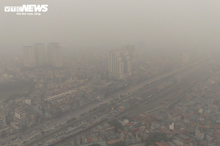 Ô nhiễm không khí ở Hà Nội leo thang, loạt điểm cảnh báo tím- Ảnh 3.