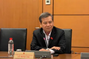 Ông Lê Minh Trí: Thẩm phán Việt Nam chưa đáp ứng trình độ tiếng Anh cho tòa chuyên biệt