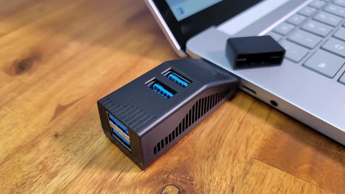 Những thiết bị nên và không nên cắm vào USB 3.0 trên máy tính 2 Những thiết bị nên và không nên cắm vào USB 3.0 trên máy tính - Ảnh 2.