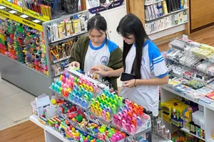 Bất ngờ về câu chuyện 'bán mình' của bút bi Thiên Long