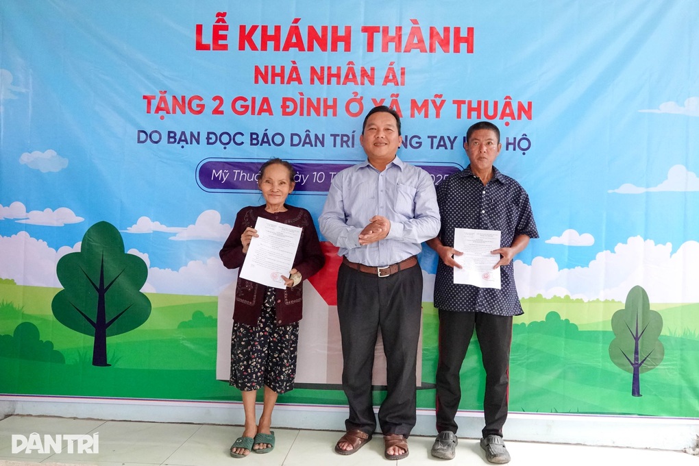 Khánh thành 2 ngôi nhà Nhân ái tặng 2 gia đình khó khăn ở Vĩnh Long  - 2