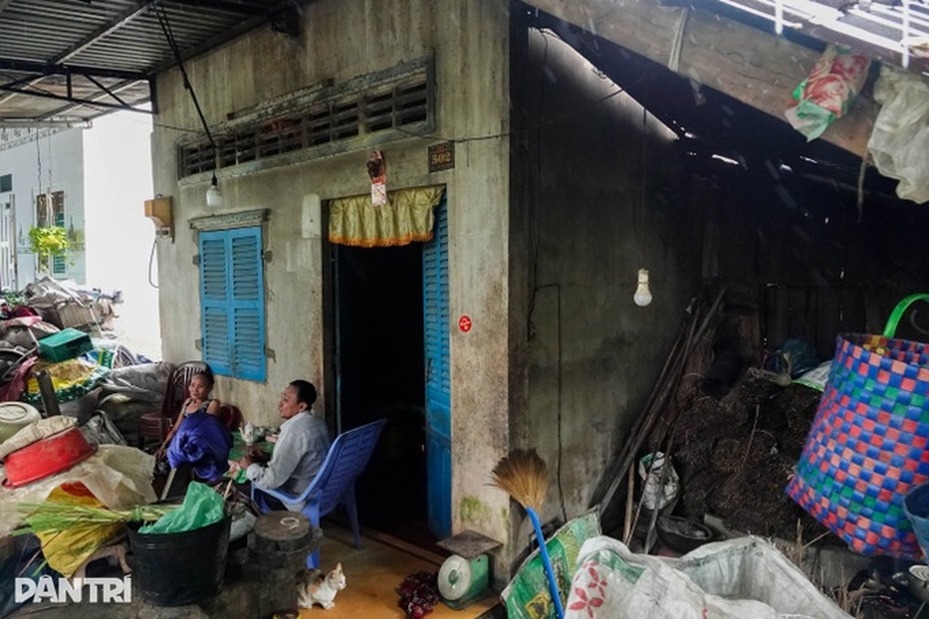 Khánh thành 2 ngôi nhà Nhân ái tặng 2 gia đình khó khăn ở Vĩnh Long - 4 Khánh thành 2 ngôi nhà Nhân ái tặng 2 gia đình khó khăn ở Vĩnh Long - 4