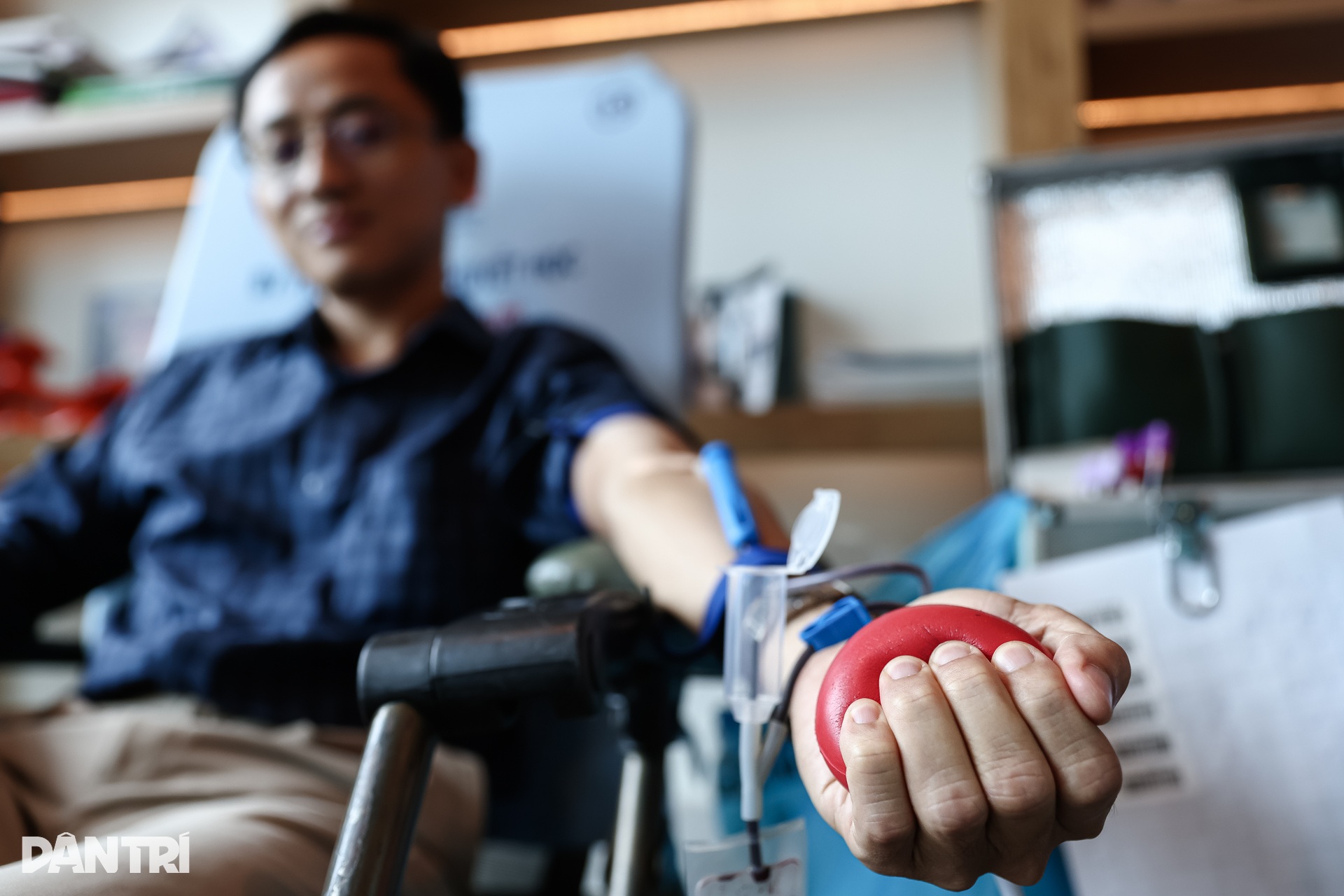 Lan tỏa yêu thương qua hoạt động hiến máu nhân đạo - 12 Lan tỏa yêu thương qua hoạt động hiến máu nhân đạo - 12