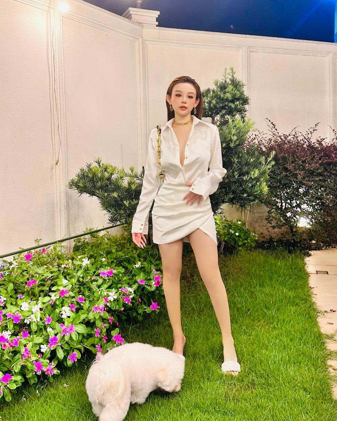 Mỹ nhân Việt ở biệt thự 100 tỷ, được chồng chiều, sống như công chúa đời thực- Ảnh 8.