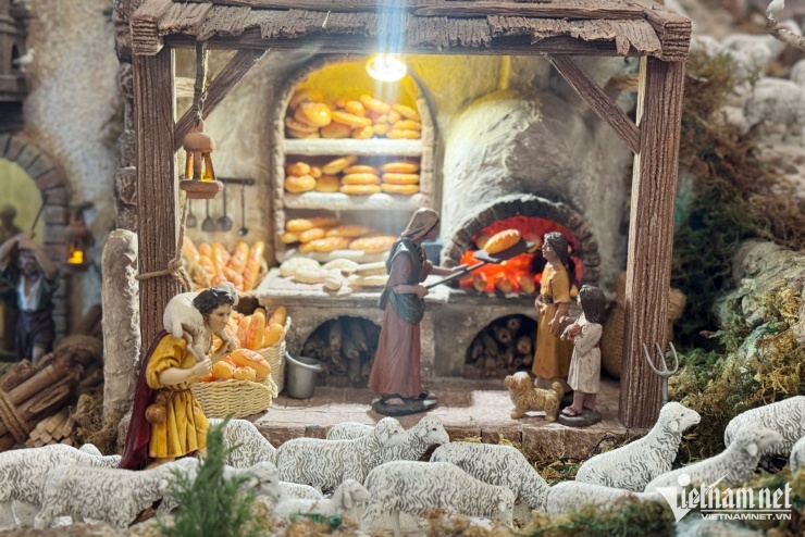 Hang đá Giáng sinh hơn 7m ở Đồng Nai gây sốt với nghìn chi tiết độc đáo 9 Hang đá Giáng sinh hơn 7m ở Đồng Nai gây sốt với nghìn chi tiết độc đáo - 8