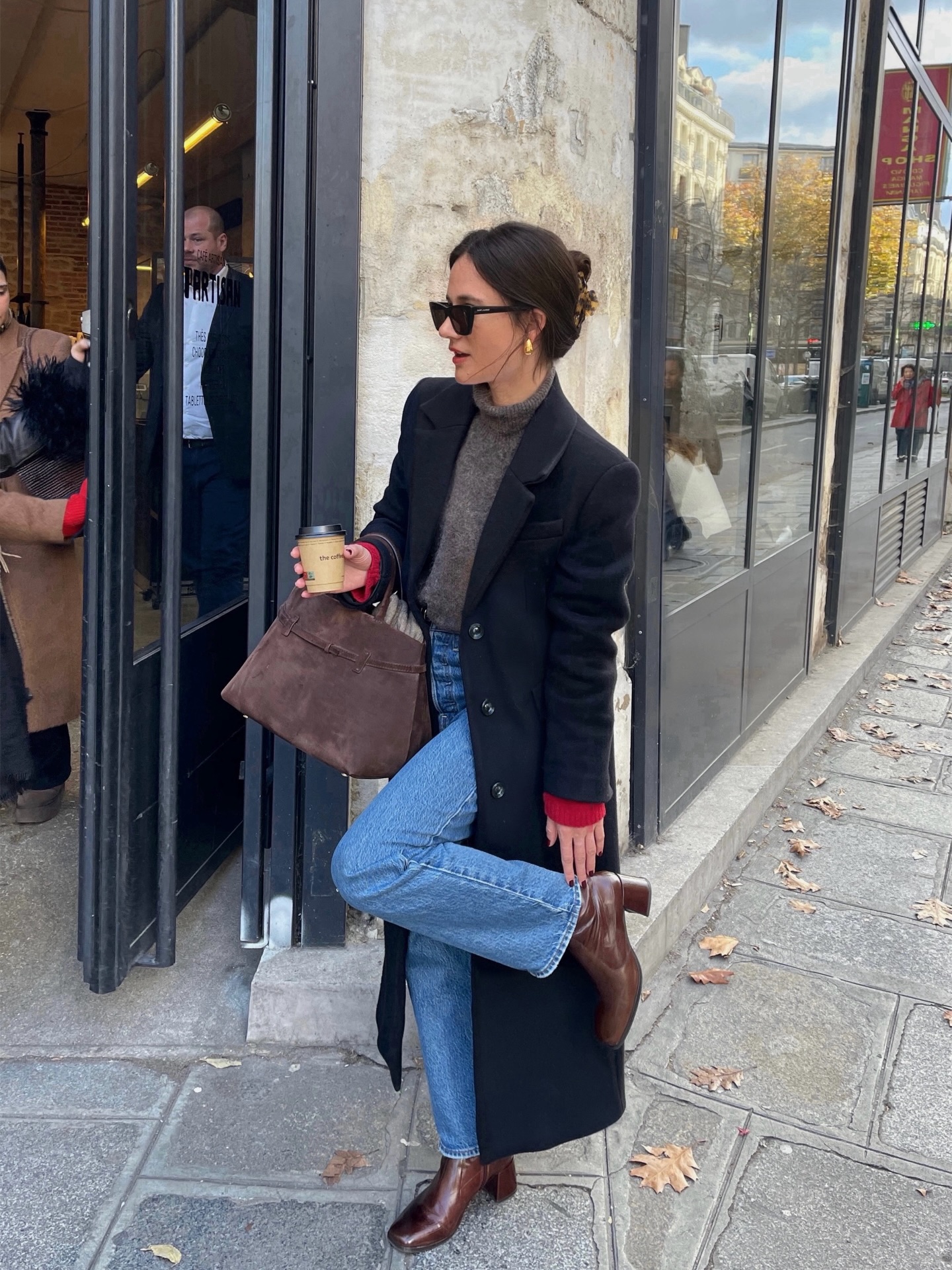 5 Món thời trang phụ nữ Pháp cần có để tủ đồ tối giản luôn sang trọng - Ảnh 10.