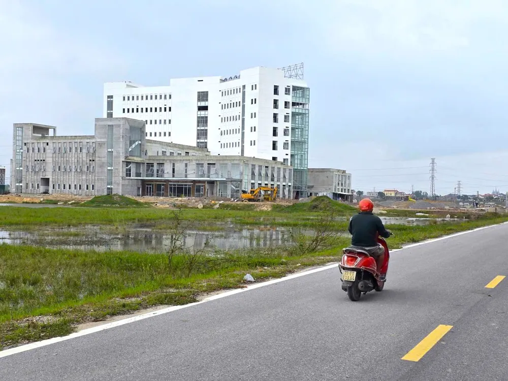 Bệnh viện Đa khoa Bắc Quảng Bình cơ sở 2 bước vào giai đoạn hoàn thiện. giai-ngan-dau-tu-cong-quang-tri.jpg