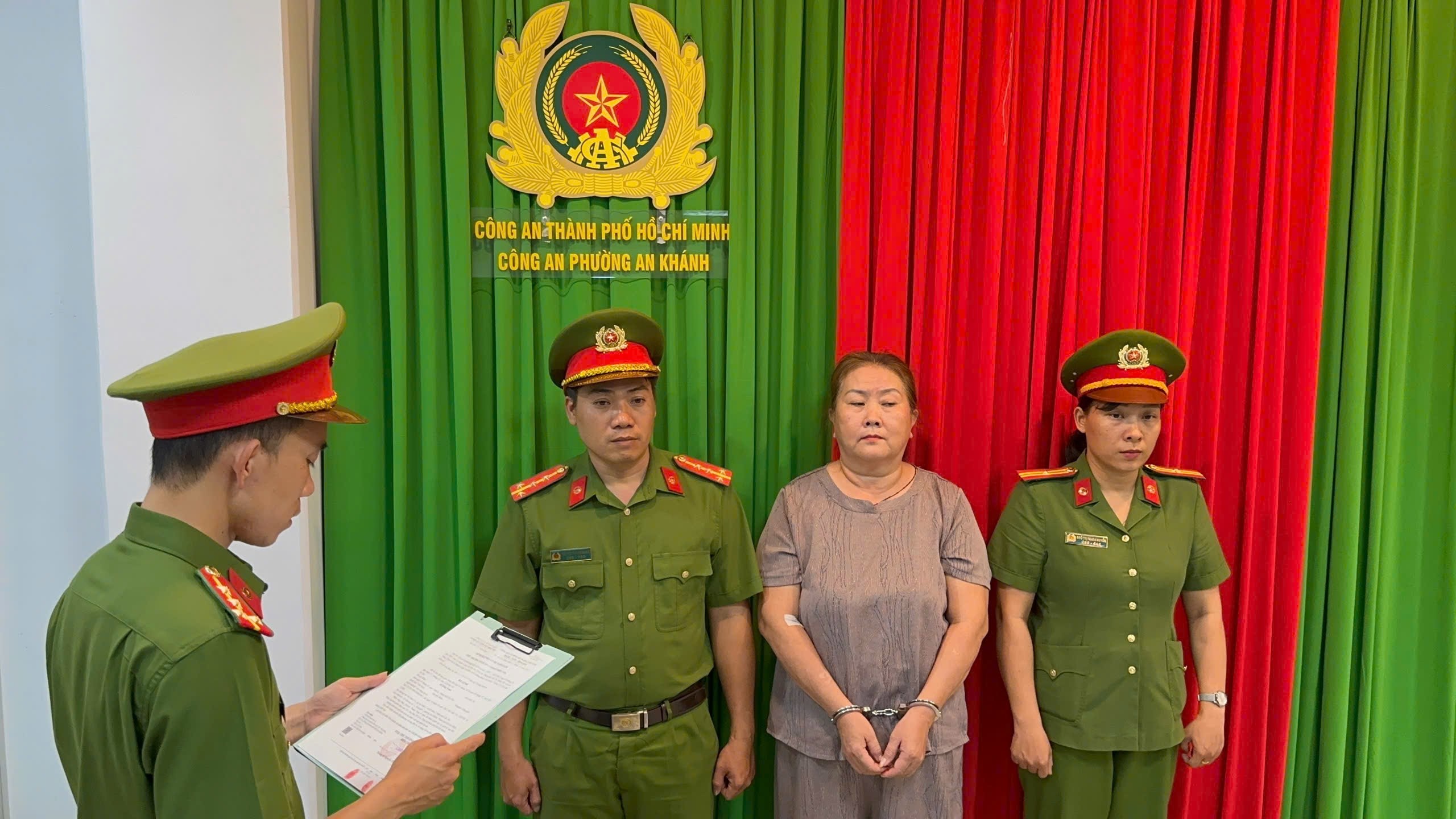 Truy nã thanh niên “Chill Sài Gòn", chuyện 330 triệu đồng 5 Thông tin nổi bật tại TPHCM ngày 11-12: - Ảnh 5.