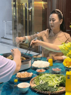 Phương Oanh 3 Phương Oanh , Shark Bình, sao Việt