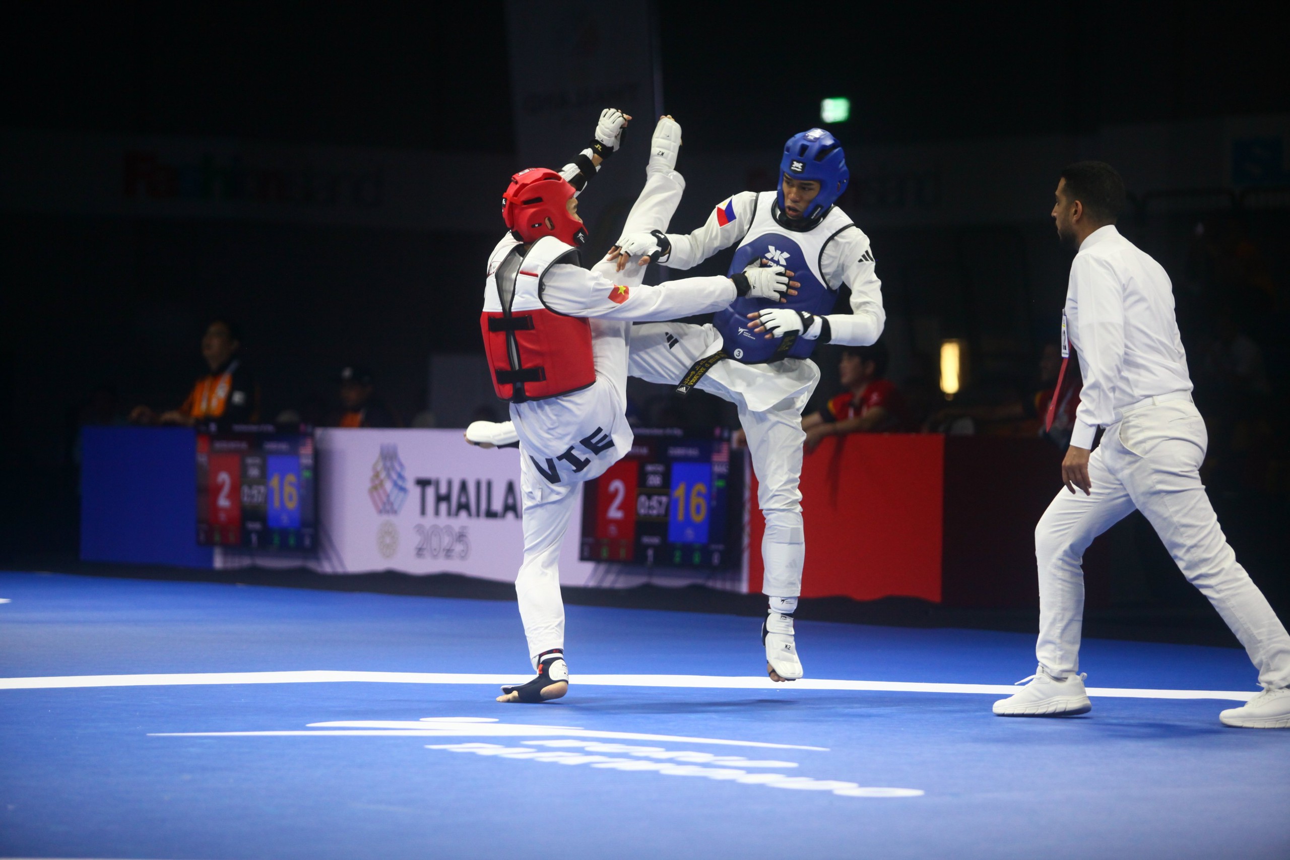 Nguyễn Hồng Trọng: Đánh bại tượng đài SEA Games, đoạt HCV thứ 2 cho taekwondo Việt Nam- Ảnh 2. Nguyễn Hồng Trọng: Đánh bại tượng đài SEA Games, đoạt HCV thứ 2 cho taekwondo Việt Nam- Ảnh 2.