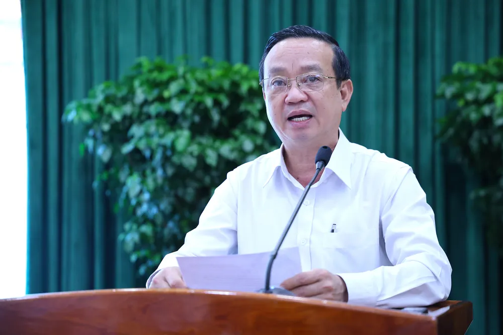 Phó Chủ tịch UBND TP.HCM Bùi Minh Thạnh phát biểu chỉ đạo hội nghị. Ảnh: LÊ THOA the-vang-ec-1.JPG