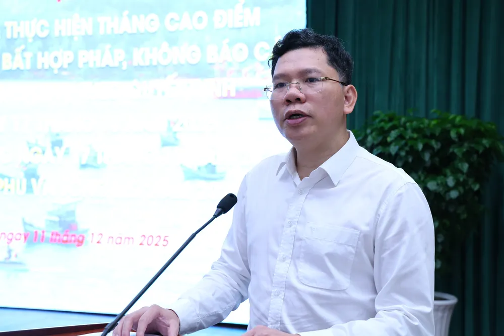 Phó Chủ tịch UBND TP.HCM Hoàng Nguyên Dinh phát biểu kết luận hội nghị. Ảnh: LÊ THOA the-vang-ec-6.JPG