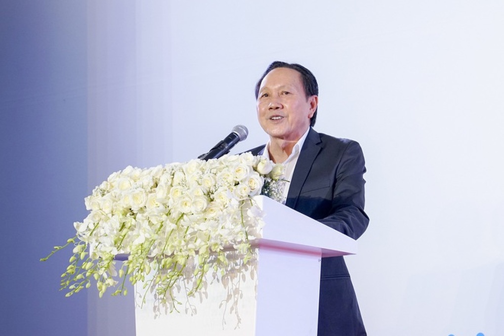 Loạt công ty lừng lẫy Apax Holdings, vua cá Hùng Vương... sắp rời sàn - 2