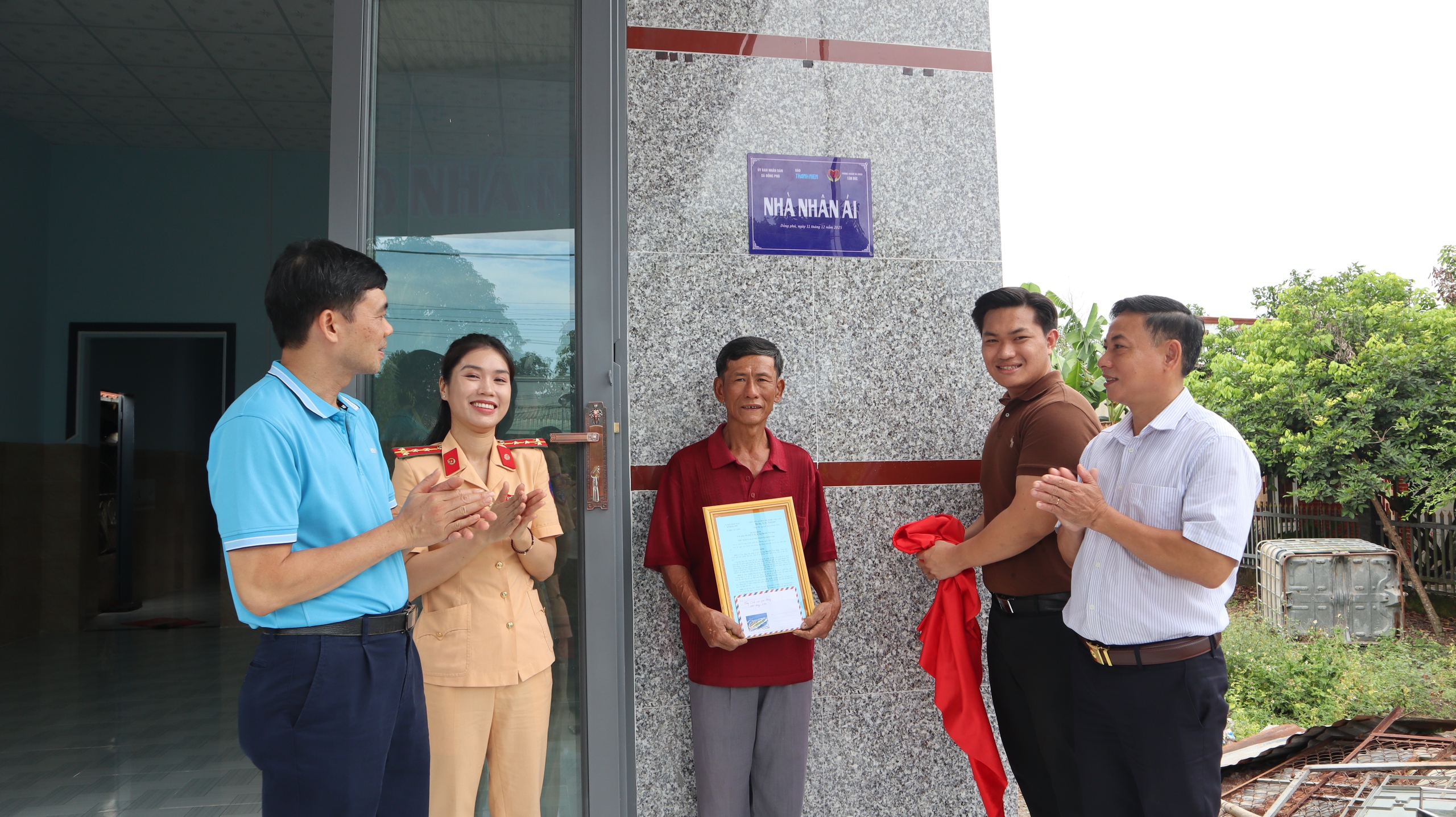 Báo Thanh Niên bàn giao 2 căn nhà nhân ái tại Đồng Nai- Ảnh 2.